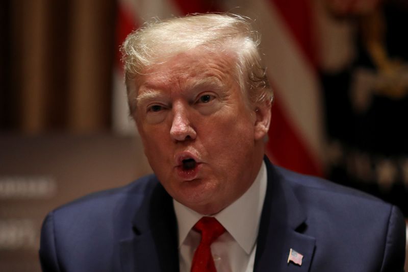 &copy; Reuters. U.S. President Trump holds coronavirus response meeting with Governors Kelly and Hutchison at the White House in Washington