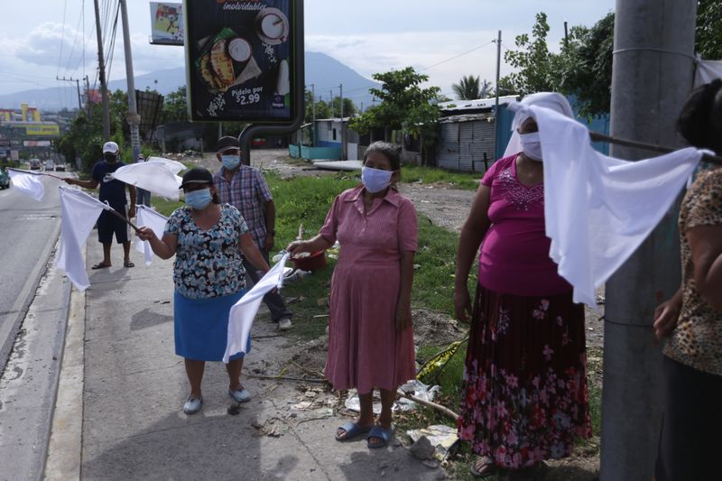 &copy; Reuters. Outbreak of the coronavirus disease (COVID-19), in San Salvador