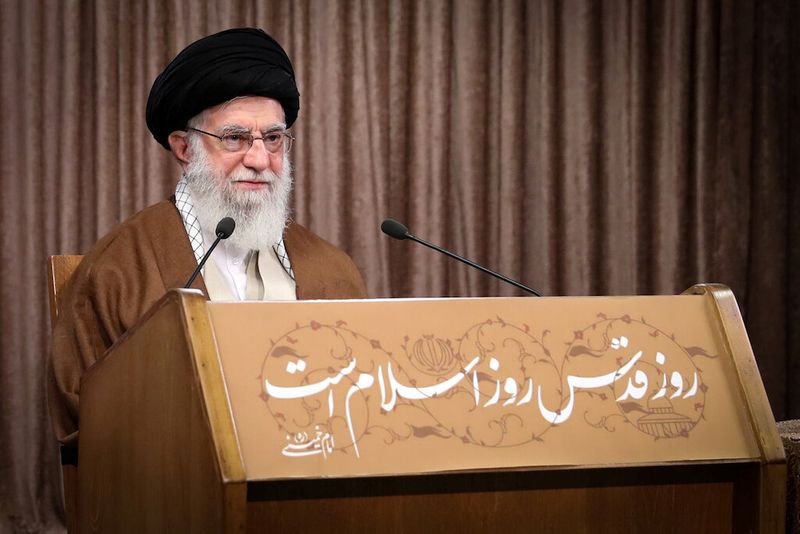 &copy; Reuters. Iran&apos;s Supreme Leader Ayatollah Ali Khamenei delivers a live televised speech marking the annual Al-Quds Day (Jerusalem Day), in Tehran