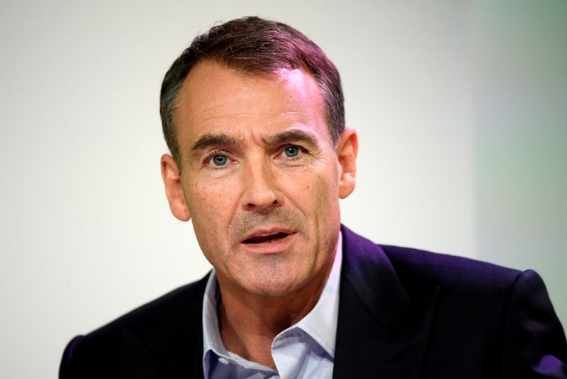 &copy; Reuters. FILE PHOTO: BP&apos;s new Chief Executive Bernard Looney gives a speech in central London