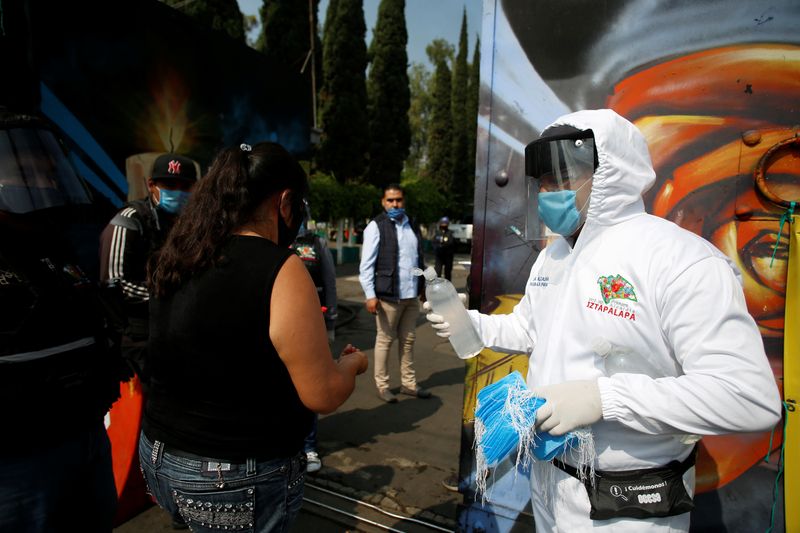 © Reuters. Outbreak of the coronavirus disease (COVID-19), in Mexico City
