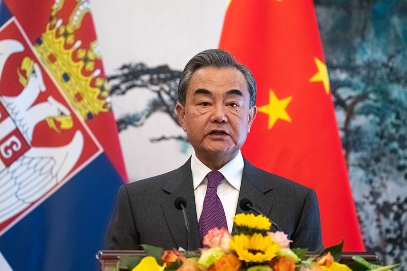 &copy; Reuters. FILE PHOTO: Serbian Foreign Minister Ivica Dacic visits China