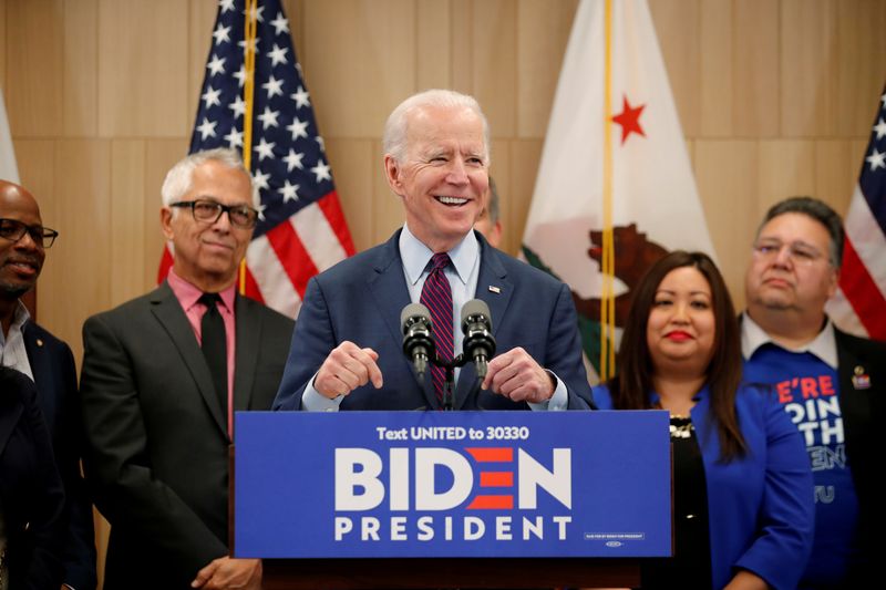 &copy; Reuters. FILE PHOTO: Democratic U.S. presidential candidate and former Vice President Joe Biden speaks during a campaign stop in Los Angeles