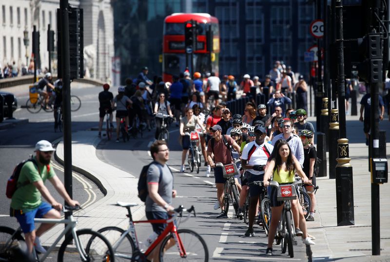 &copy; Reuters. Brote del coronavirus (COVID-19) en Londres