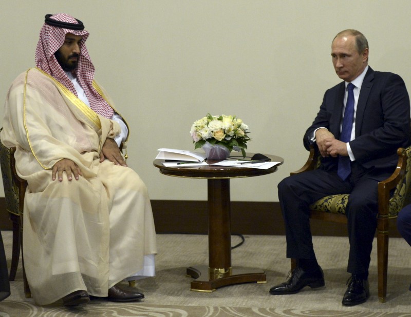 &copy; Reuters. الكرملين: بوتين وولي العهد السعودي يتفقان على تعزيز التعاون بشأن تخفيضات انتاج النفط