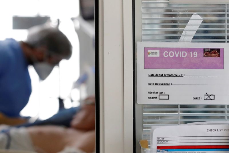 &copy; Reuters. CORONAVIRUS: LA DGS ANNONCE 66 MORTS DE PLUS EN FRANCE EN 24 HEURES