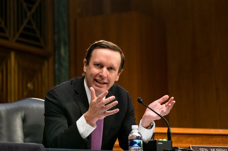 © Reuters. Senate Health Education Labor and Pensions Committee hearing on necoronavirus disease (COVID-19) tests, on Capitol Hill in Washington