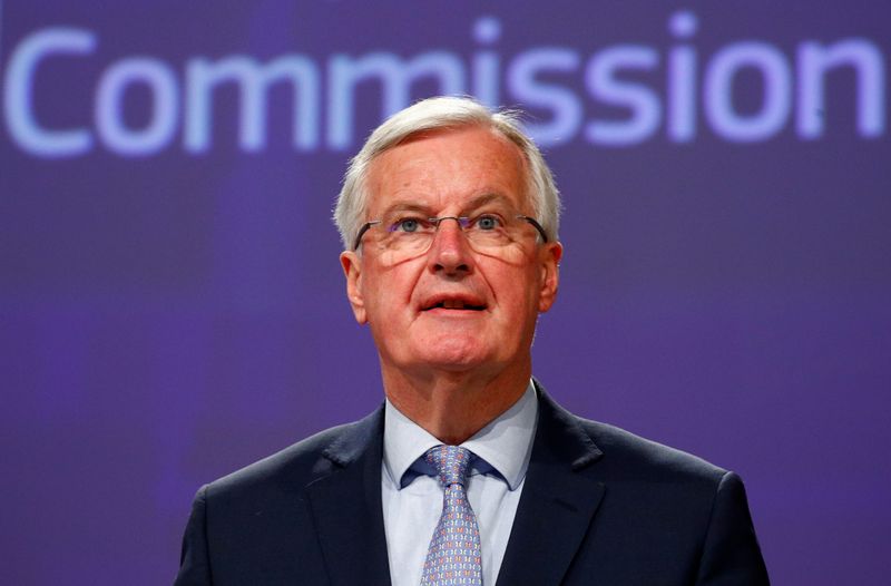 &copy; Reuters. El principal negociador del Brexit, Michel Barnier, en una conferencia de prensa tras la tercera ronda de conversaciones de Brexit con Reino Unido, en Bruselas, Bélgica, el 15 de mayo de 2020