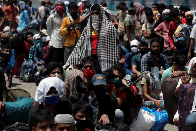 &copy; Reuters. インド、感染者少ない地域で経済再開　6月8日から飲食店など