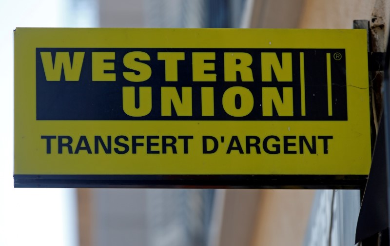 &copy; Reuters. FILE PHOTO: The logo of a Western Union money transfer point is seen in Marseille