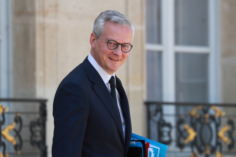 &copy; Reuters. وزير المالية: اقتصاد فرنسا سينكمش 11% في 2020