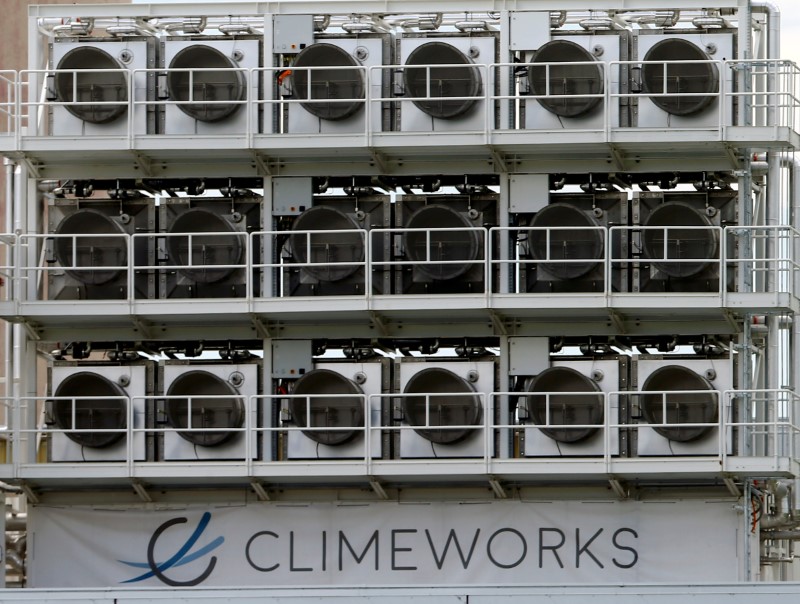 &copy; Reuters. Facility for capturing CO2 from air of Swiss Climeworks AG in Hinwil