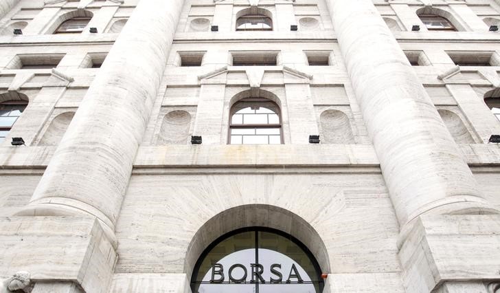 &copy; Reuters. La sede della Borsa di Milano in centro a Milano
