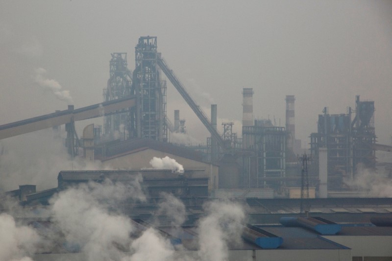 &copy; Reuters. Siderúrgica na província chinesa de Henan