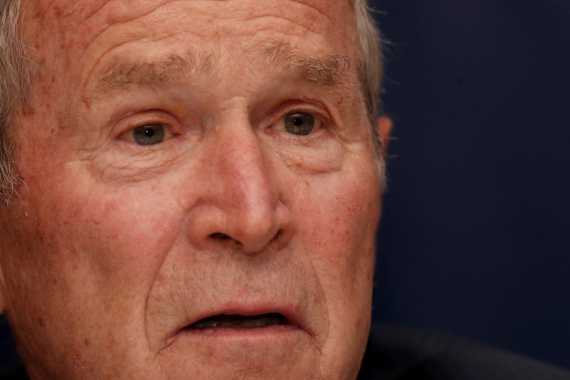 &copy; Reuters. FILE PHOTO: Former U.S. President George W. Bush speaks during the Bloomberg Global Business Forum in New York City