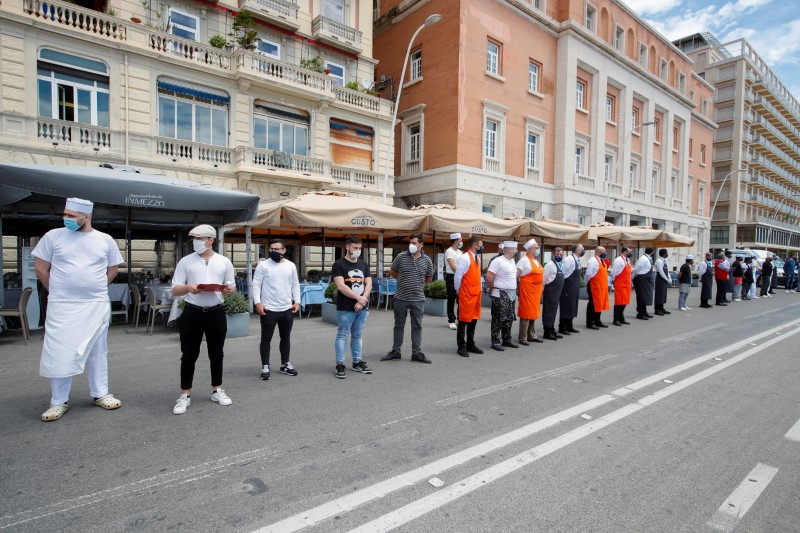 &copy; Reuters. The coronavirus disease (COVID-19) outbreak in Naples