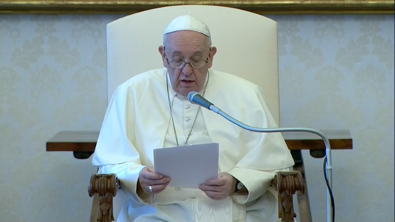 &copy; Reuters. El papa Francisco en el Vaticano