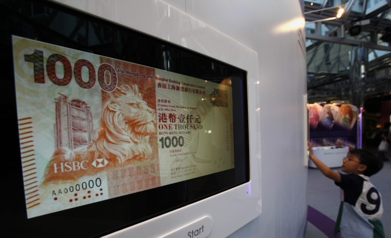 &copy; Reuters. Image shows the latest version of Hong Kong dollar note in Hong Kong