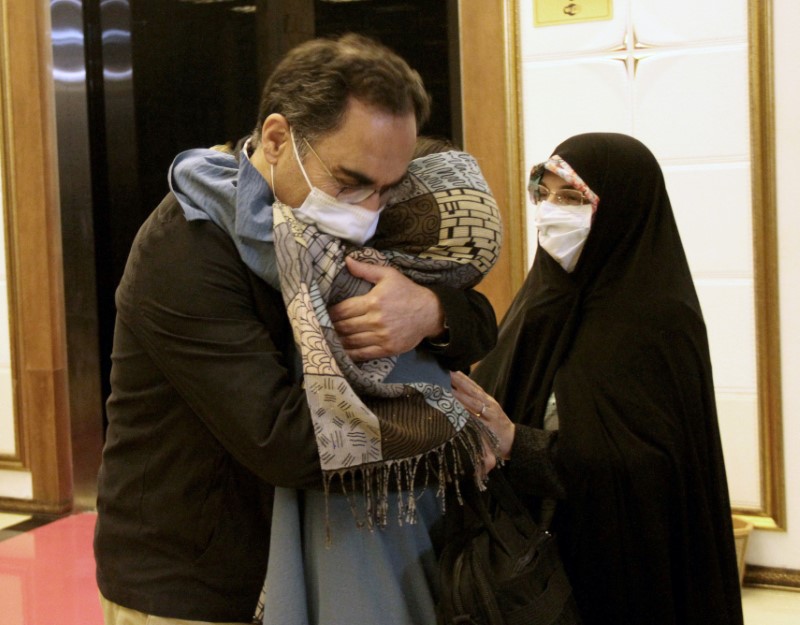 © Reuters. وسائل إعلام: عودة أستاذ جامعي إيراني كان سجينا في أمريكا