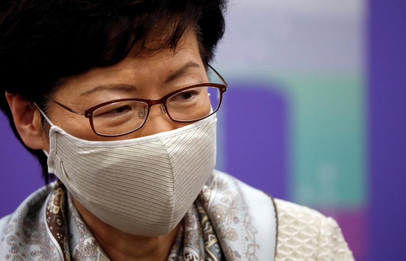 © Reuters. زعيمة هونج كونج: الصين لن تتراجع عن القانون الأمني الجديد