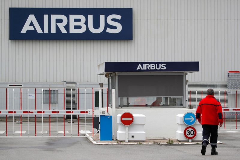 &copy; Reuters. The logo of Airbus is pictured at the entrance of the Airbus facility in Bouguenais