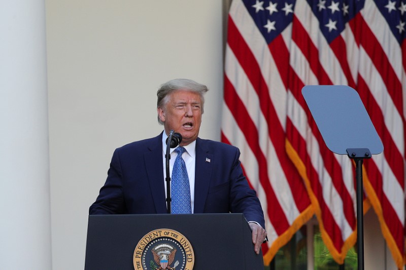 &copy; Reuters. U.S. President Trump delivers statement on protests over racial inequality at the White House in Washington