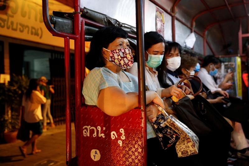 &copy; Reuters. タイ、今年のＧＤＰは予想以上に減少へ　雇用が悪化＝中銀議事要旨