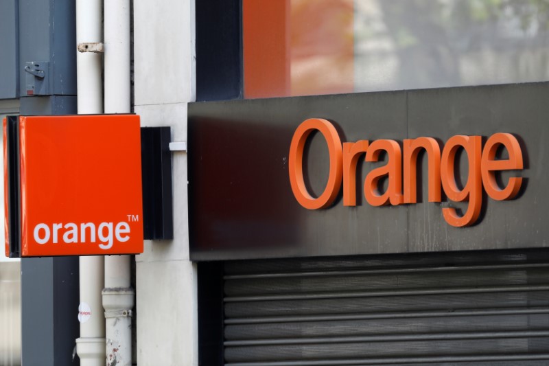 &copy; Reuters. FILE PHOTO: Logo of French telecoms operator Orange