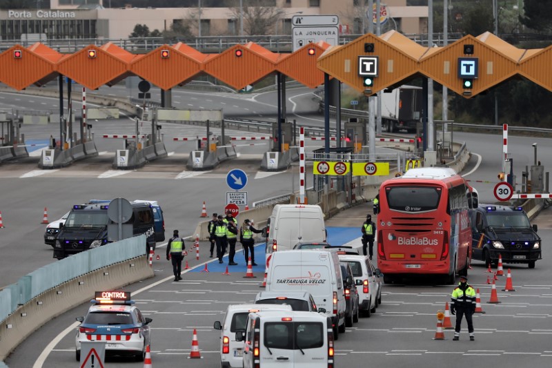 &copy; Reuters. Controle de fronteira entre Espanha e França