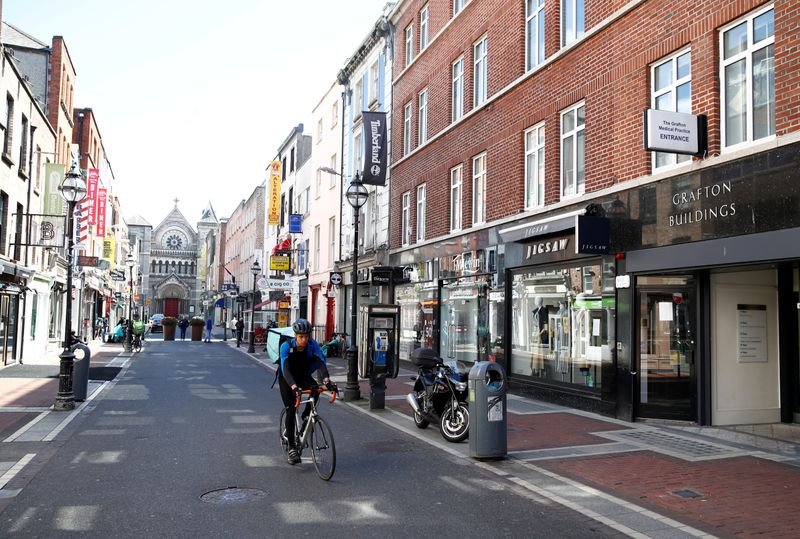 &copy; Reuters. FILE PHOTO: Outbreak of the coronavirus disease (COVID-19) in Dublin