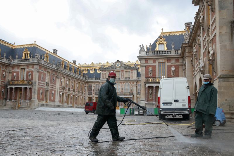 &copy; Reuters. CORONAVIRUS: LA FRANCE RECENSE 31 NOUVEAUX DÉCÈS, LE BILAN S&apos;ÉLÈVE À 29.142 MORTS