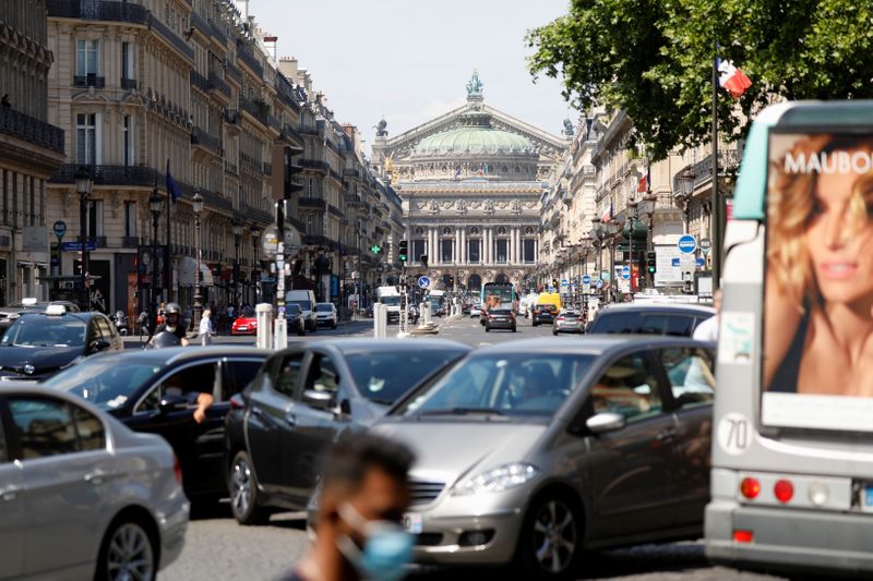 &copy; Reuters. CORONAVIRUS: 13 NOUVEAUX DÉCÈS EN FRANCE, LE BILAN S&apos;ÉLÈVE À 29.155 MORTS