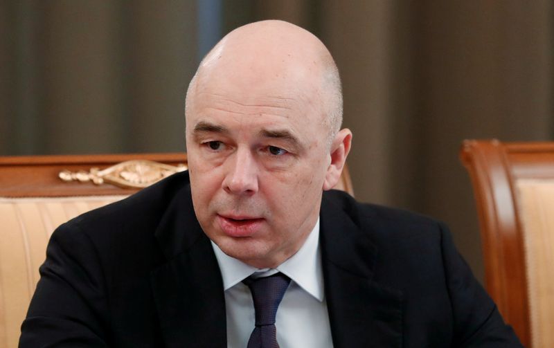 &copy; Reuters. Russian Finance Minister Anton Siluanov attends a meeting with members of the government in Moscow