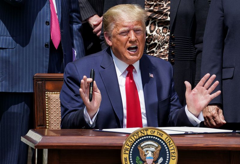 &copy; Reuters. U.S. President Donald Trump touts U.S. jobs report during news conference at the White House in Washington