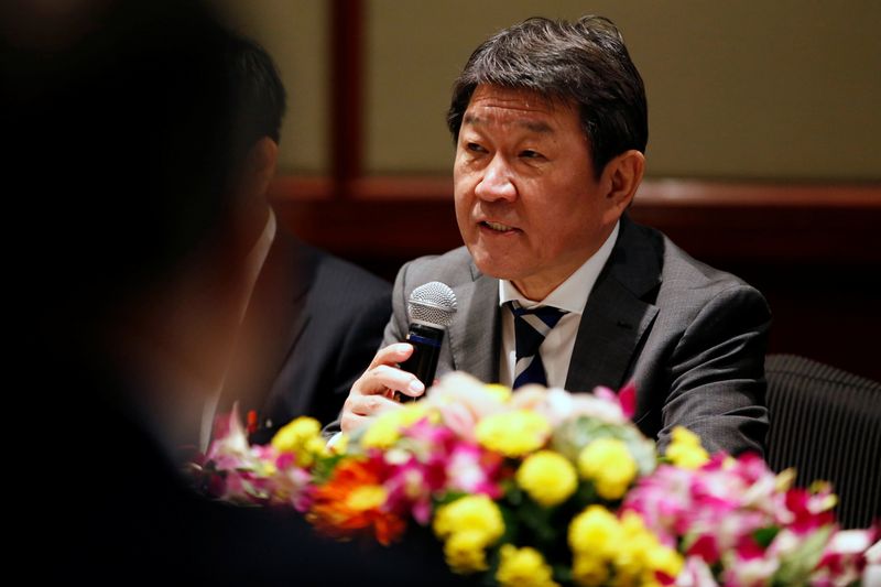 &copy; Reuters. Japanese Foreign Minister Toshimitsu Motegi speaks during his meeting with Philippines&apos; Foreign Affairs Secretary Teodoro Locsin Jr. in Manila