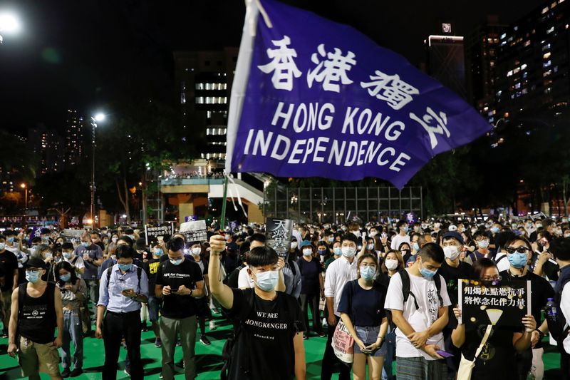 &copy; Reuters. Manifestantes marcam aniversário de protestos pró-democracia em Hong Kong