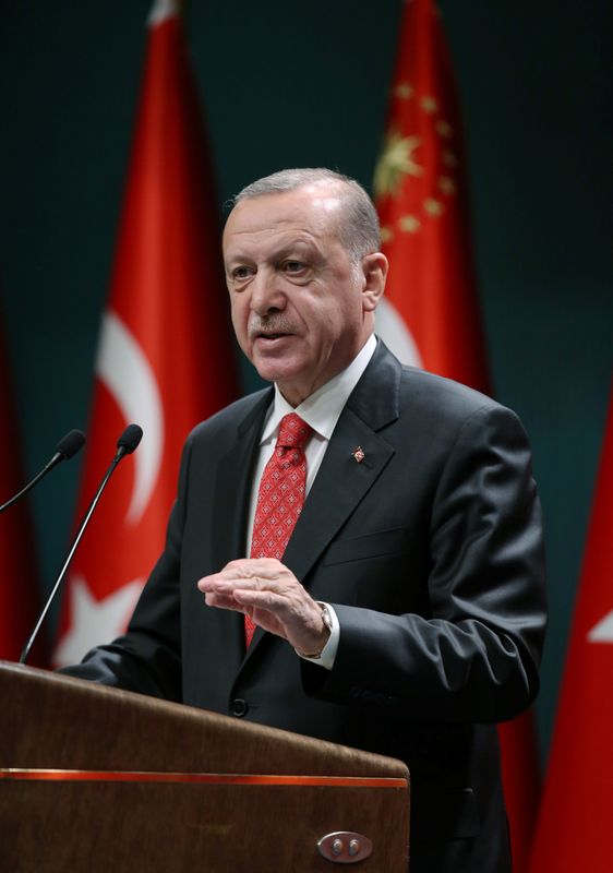 © Reuters. اردوغان يقول إن حكومته ستقدم حوافز لتعزيز التوظيف