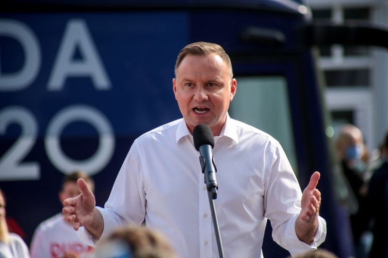 &copy; Reuters. Poland&apos;s President Andrzej Duda speaks during his election meeting in Solec Kujawski