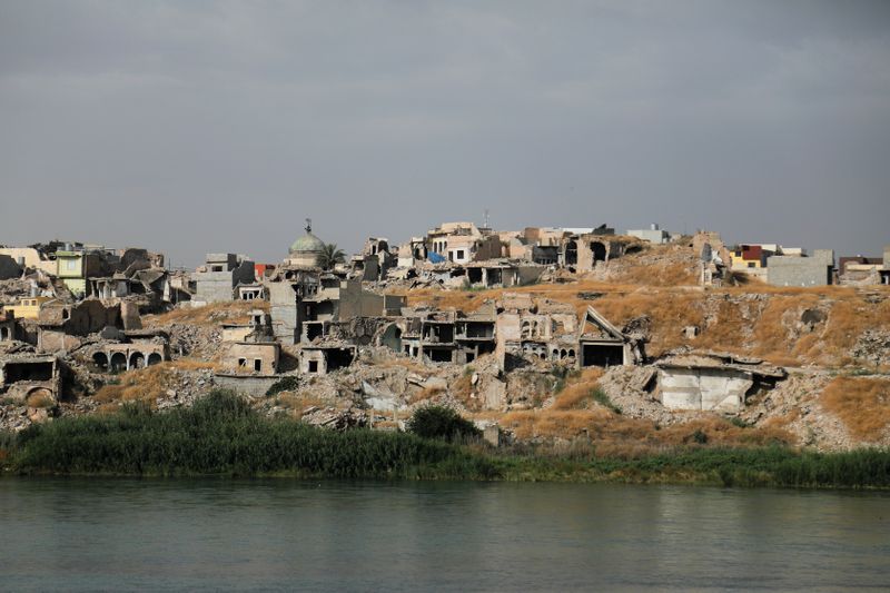 &copy; Reuters. A view shows the destroyed houses in the old city of Mosul