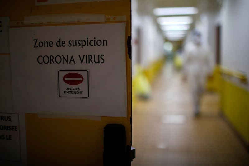 &copy; Reuters. CORONAVIRUS: VINGT-SEPT DÉCÈS SUPPLÉMENTAIRES EN FRANCE EN 24 HEURES