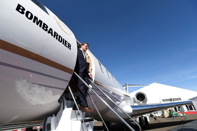 &copy; Reuters. FILE PHOTO: A Bombardier Global 6500 business jet at the National Business Aviation Association (NBAA) exhibition in Las Vegas, Nevada, U.S. October 21, 2019.  REUTERS/David Becker