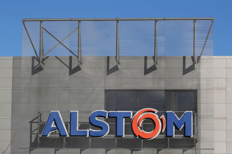 &copy; Reuters. FILE PHOTO: A logo of Alstom is seen at the Alstom&apos;s plant in Semeac near Tarbes