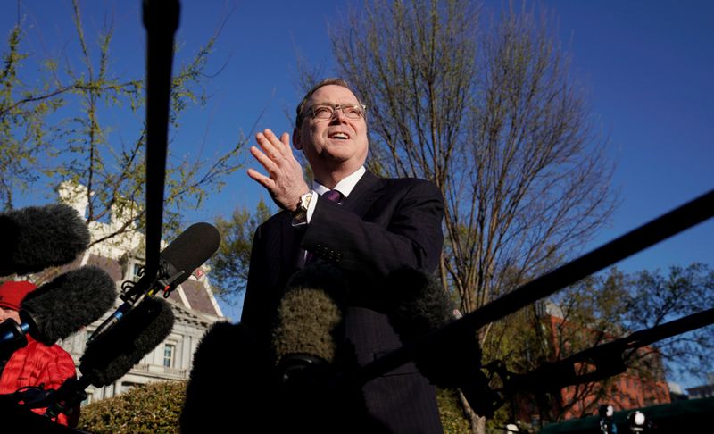 &copy; Reuters. Kevin Hassett, chairman of the Council of Economic Advisers, speaks at the White House in Washington