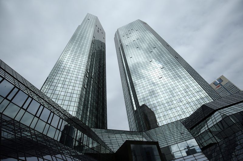 &copy; Reuters. 欧州の銀行再編、新型コロナで加速する可能性＝ドイツ銀幹部