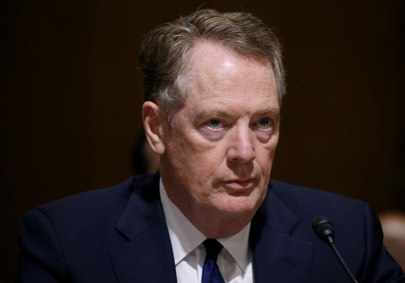 &copy; Reuters. U.S. Trade Representative Lighthizer testifies before a Senate Finance Committee hearing in Washington, U.S.