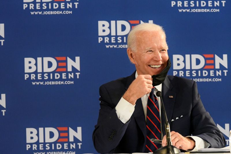 &copy; Reuters. Foto de archivo del aspirante demócrata a la presidencia de EEUU, Joe Biden, hablando en un evento de campaña