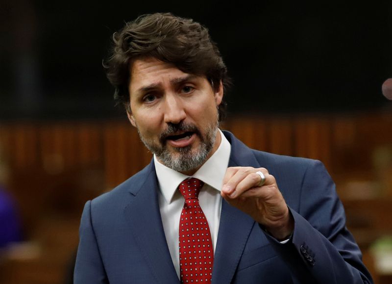 © Reuters. Canada's Prime Minister Justin Trudeau speaks during a sitting of the COVID committee in Ottawa