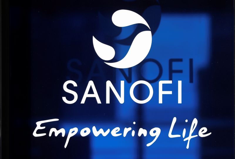 &copy; Reuters. CORONAVIRUS: SANOFI TABLE SUR UNE APPROBATION DE SON VACCIN D&apos;ICI À LA MI-2021