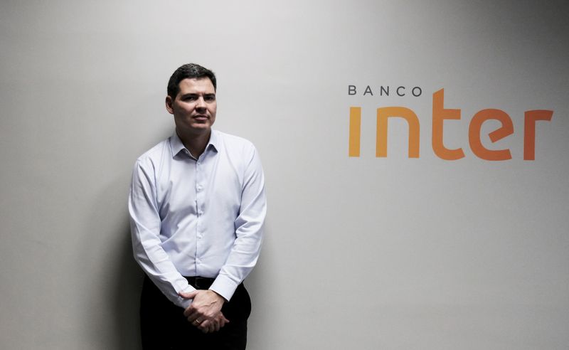 © Reuters. João Menin, presidente-executivo do Banco Inter, após entrevista à Reuters em São Paulo