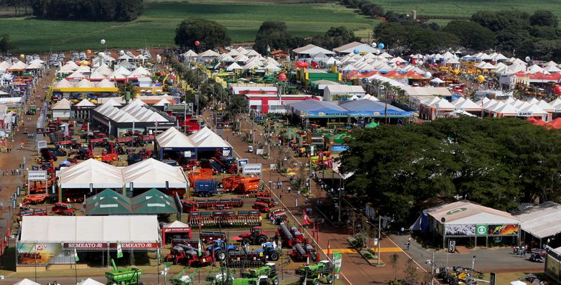 &copy; Reuters. Vista aérea de feira agropecuária em Ribeirão Preto (SP)